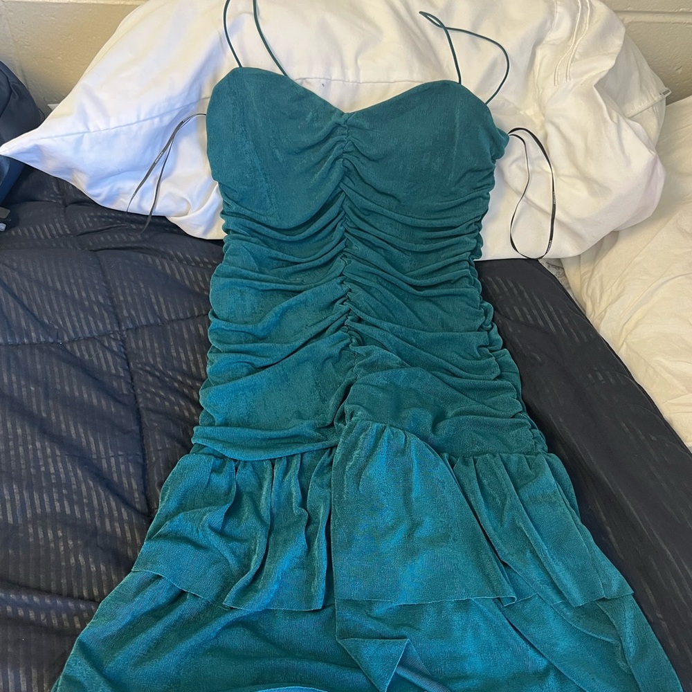 super cute forever 21 dress.